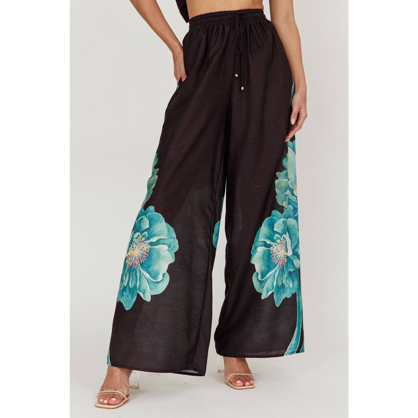 TWO PIECE FLORAL BRA TOP AND PANTS SET